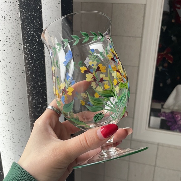 Set of 4 Hand-painted Vintage Painted Glasses - Picture 7 of 7